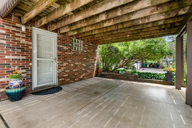 3179 Meadowridge COURT gallery image 11
