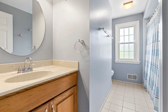 3179 Meadowridge COURT gallery image 17