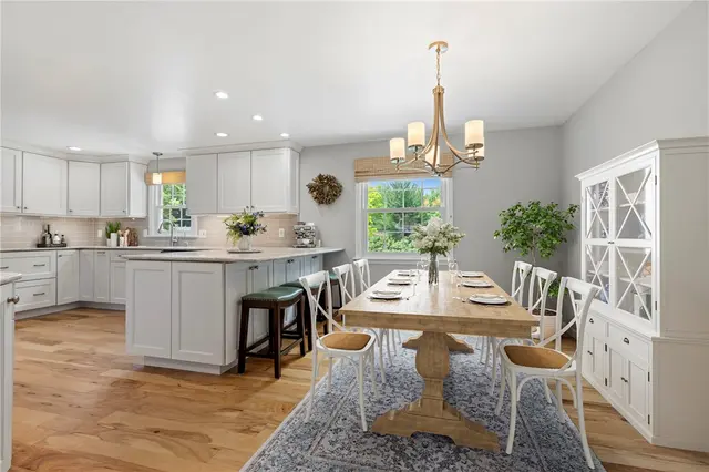 3179 Meadowridge COURT gallery image 24