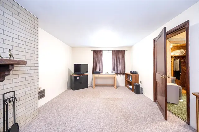 318 Tadmar Ave gallery image 31