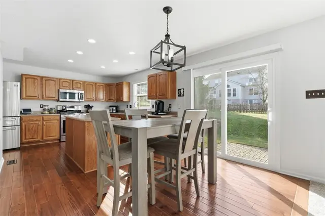 318 Village Drive gallery image 9