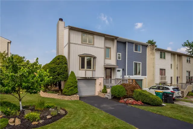 3180 Camberly Dr