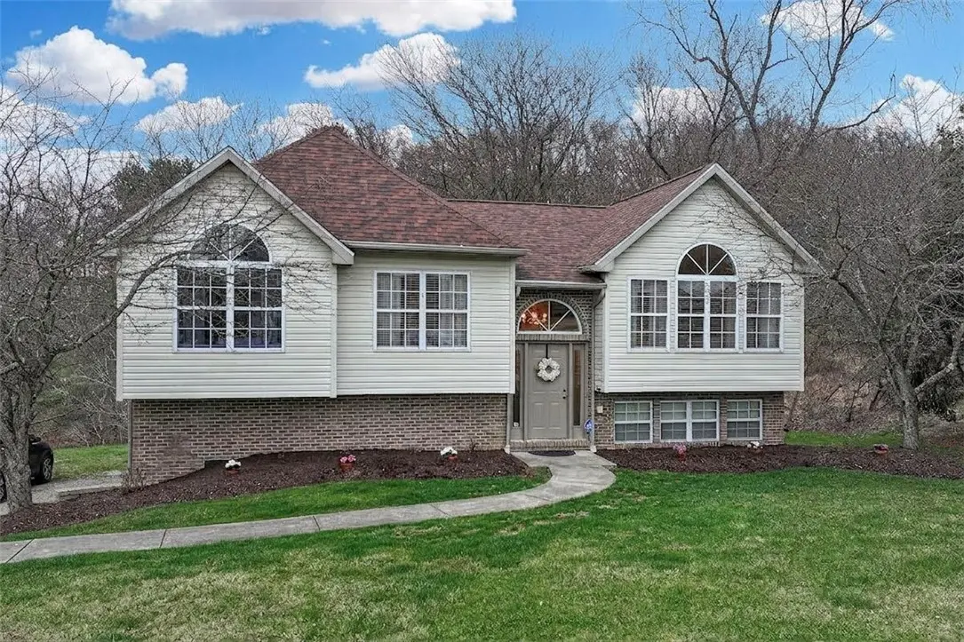 319 Banbury Crossing