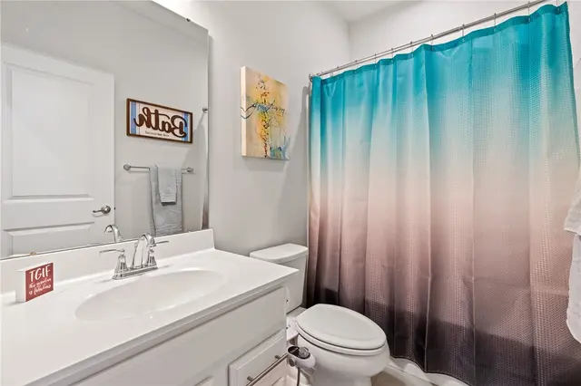 319 Caledonia Place gallery image 28