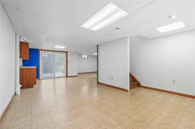 319 Hummingbird Cir gallery image 2