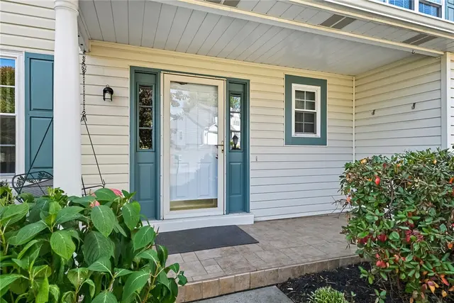 319 Hummingbird Cir gallery image 15