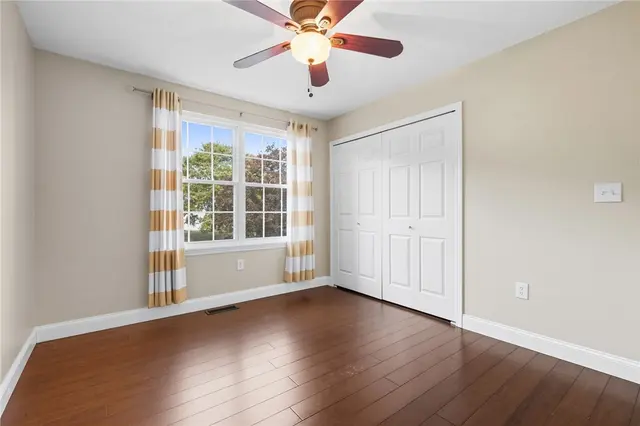 319 Hummingbird Cir gallery image 21