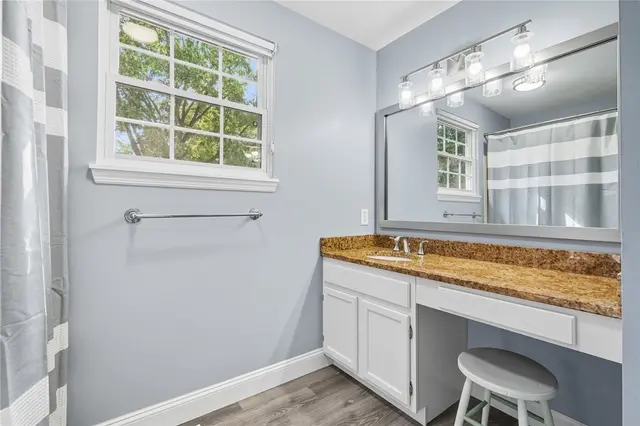 319 Hummingbird Cir gallery image 35