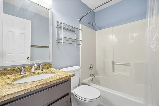 319 Hummingbird Cir gallery image 37