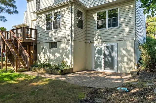 319 Hummingbird Cir gallery image 39