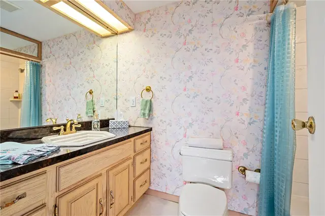 319 Ilex Dr gallery image 15