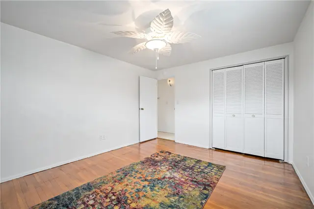 319 Ilex Dr gallery image 18