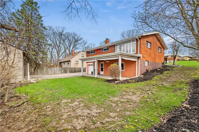 319 Ilex Dr gallery image 24
