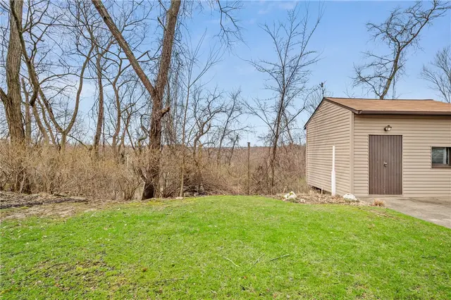 319 Ilex Dr gallery image 27