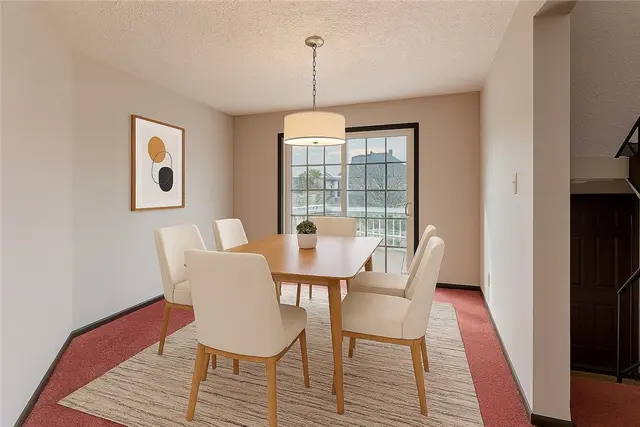 3195 Camberly Dr gallery image 8