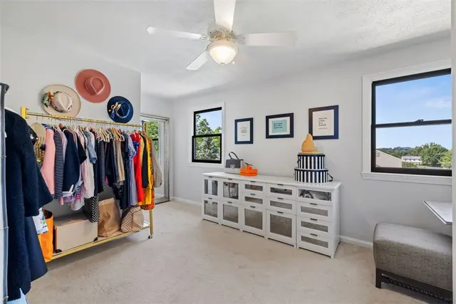 32 Canter Drive gallery image 19