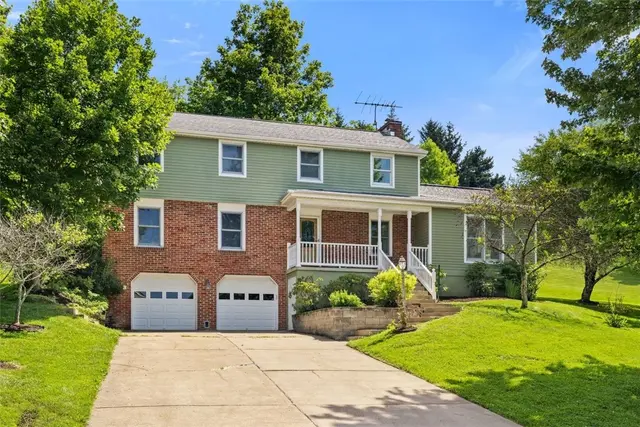 32 Canter Drive gallery image 44