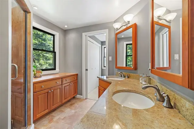 32 Canter Drive gallery image 45