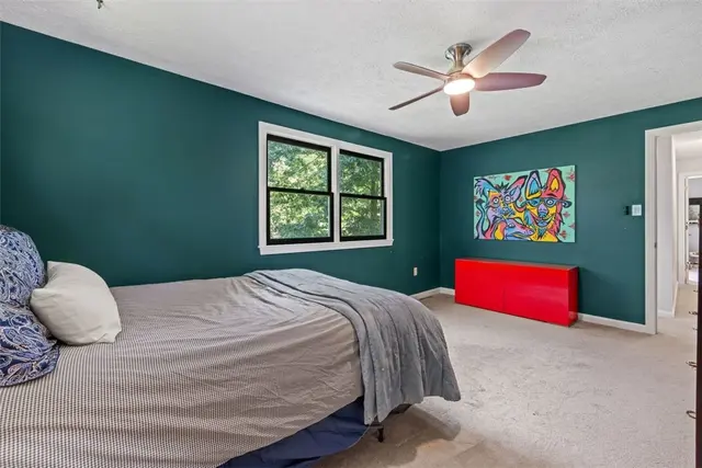 32 Canter Drive gallery image 49