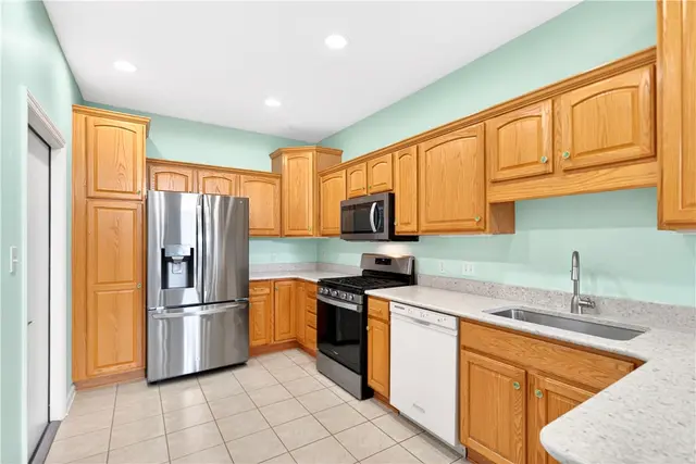 320 Saddlebrook Rd gallery image 7