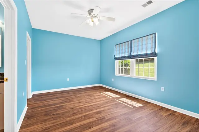 320 Saddlebrook Rd gallery image 12