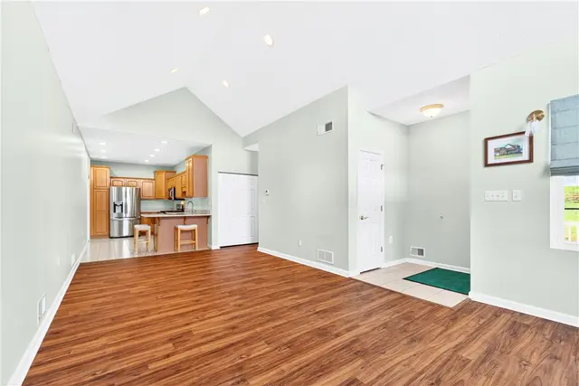 320 Saddlebrook Rd gallery image 16