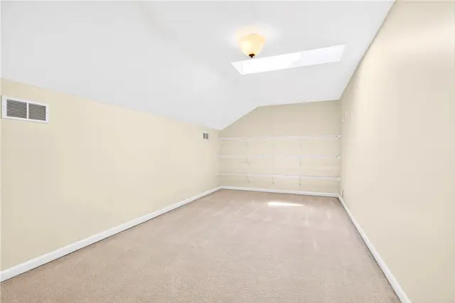320 Saddlebrook Rd gallery image 19