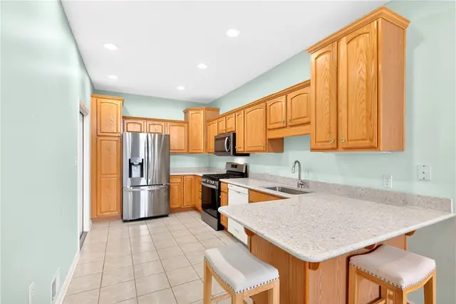 320 Saddlebrook Rd gallery image 25