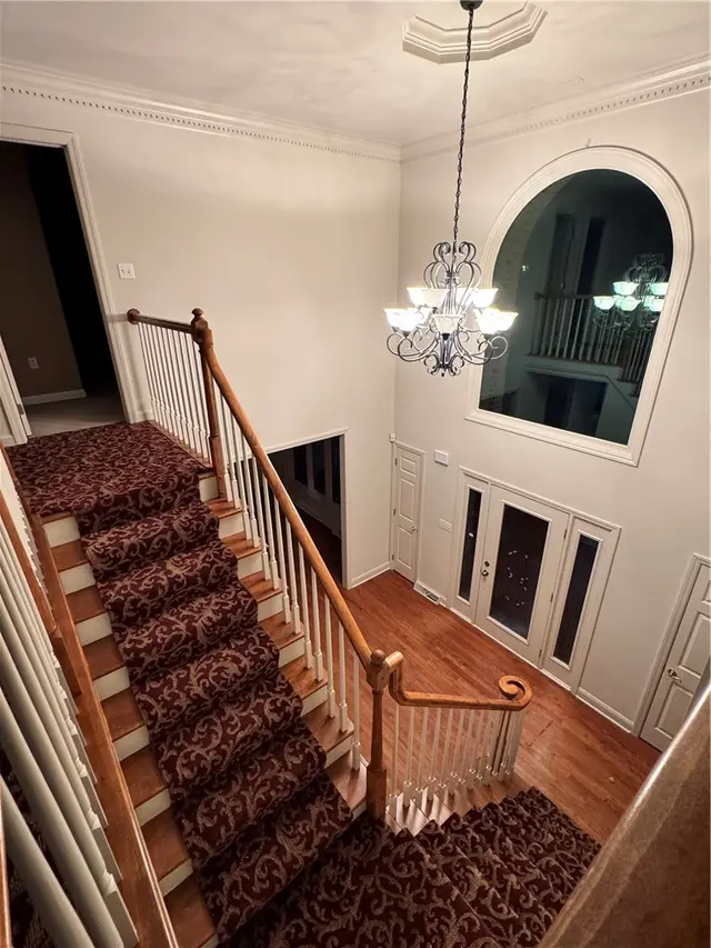 320 Steeplechase Dr gallery image 5