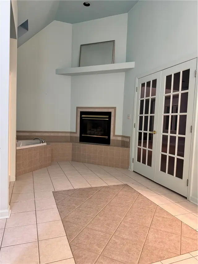320 Steeplechase Dr gallery image 10