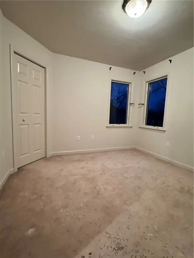 320 Steeplechase Dr gallery image 20