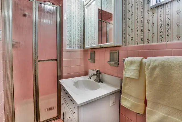 321 Highland Pines Drive gallery image 2