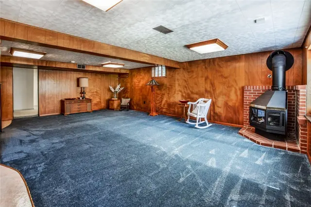 321 Highland Pines Drive gallery image 12