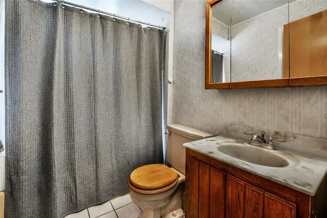 321 Highland Pines Drive gallery image 15