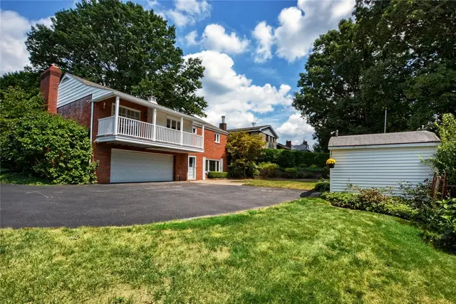 321 Highland Pines Drive gallery image 18