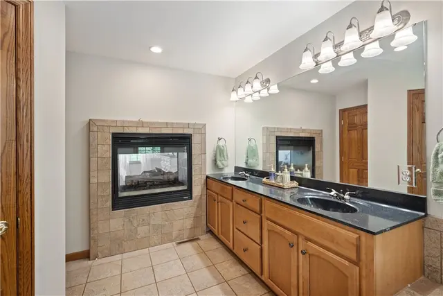 321 Ivy Dr. gallery image 3
