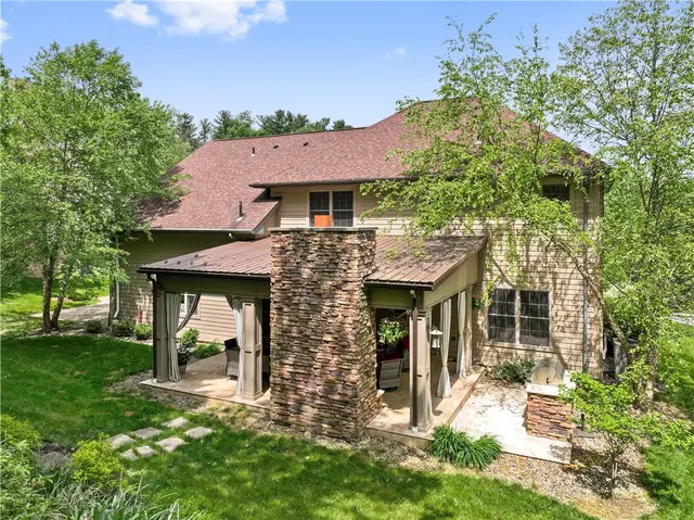 321 Ivy Dr. gallery image 25