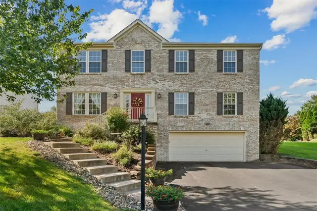 321 Village Dr gallery image 13