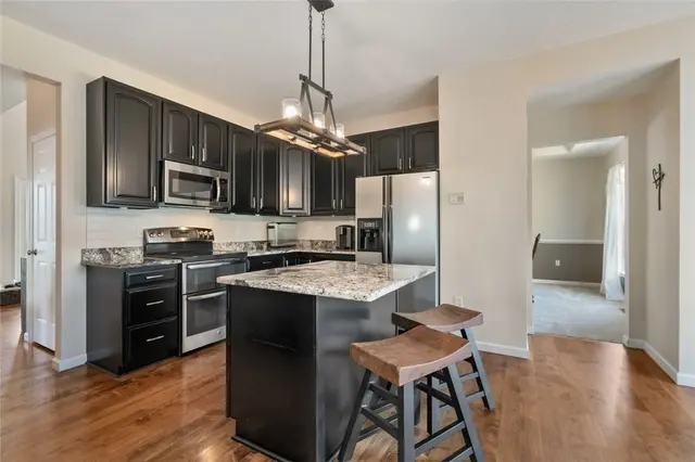 321 Village Dr gallery image 15
