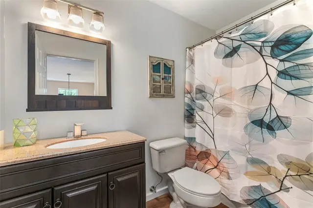321 Village Dr gallery image 17