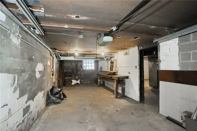 3210 Evergreen Road gallery image 29