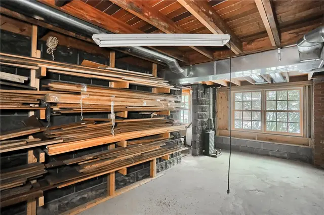 3210 Evergreen Road gallery image 37