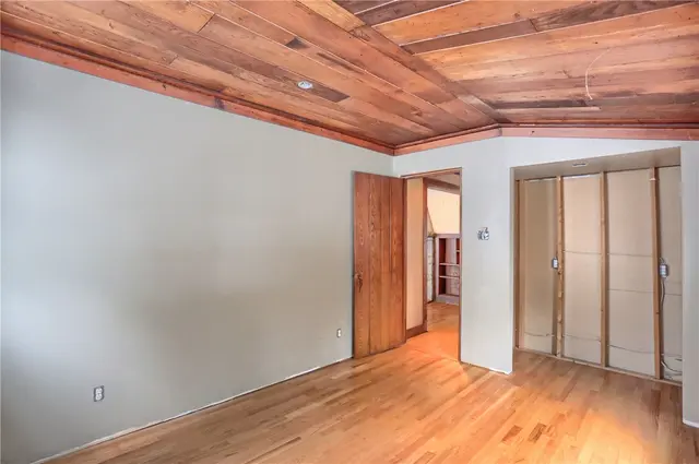 3210 Evergreen Road gallery image 40