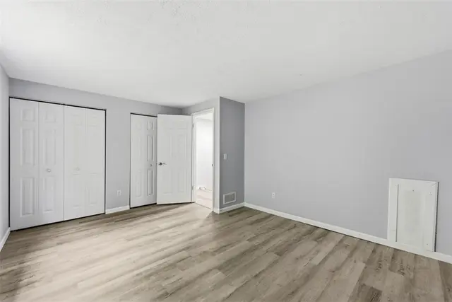 322 Bellford Ct gallery image 4
