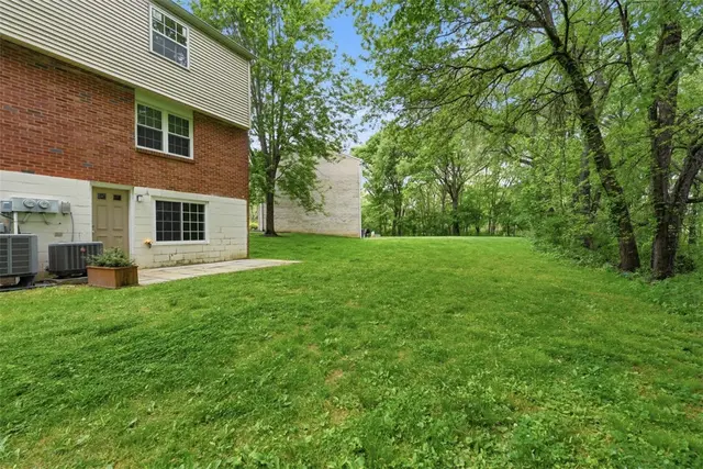 322 Bellford Ct gallery image 6