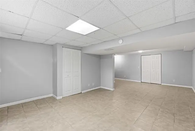 322 Bellford Ct gallery image 17