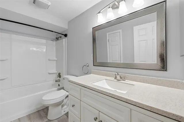 322 Bellford Ct gallery image 20