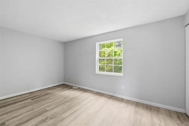 322 Bellford Ct gallery image 32