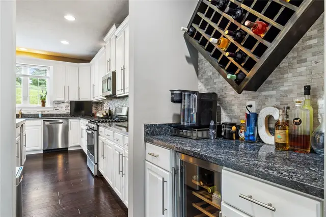 323 Eagle Drive gallery image 8