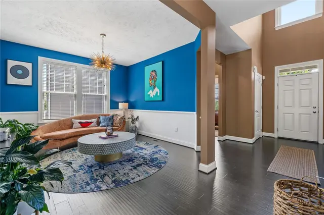 323 Eagle Drive gallery image 11